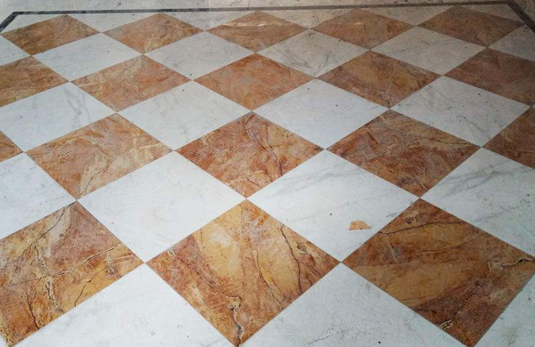 十几年的地砖突然鼓起来寓意(地砖过几年鼓起地砖为什么鼓起来了)